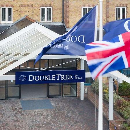 Doubletree By Hilton London Elstree Hotell Borehamwood Exteriör bild