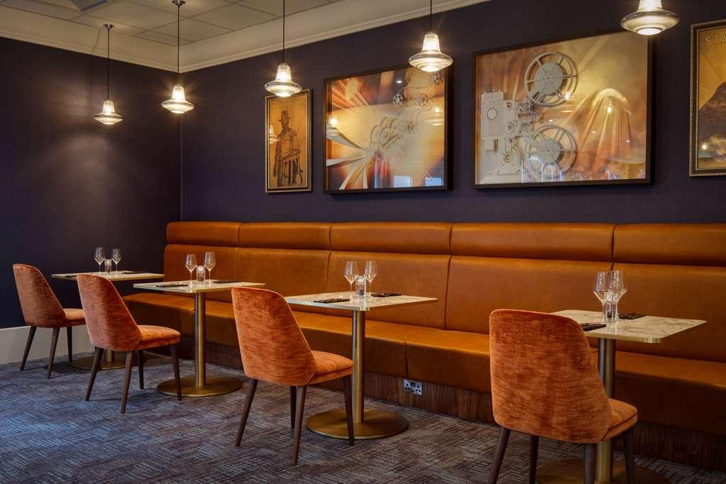 Doubletree By Hilton London Elstree Hotell Borehamwood Restaurang bild