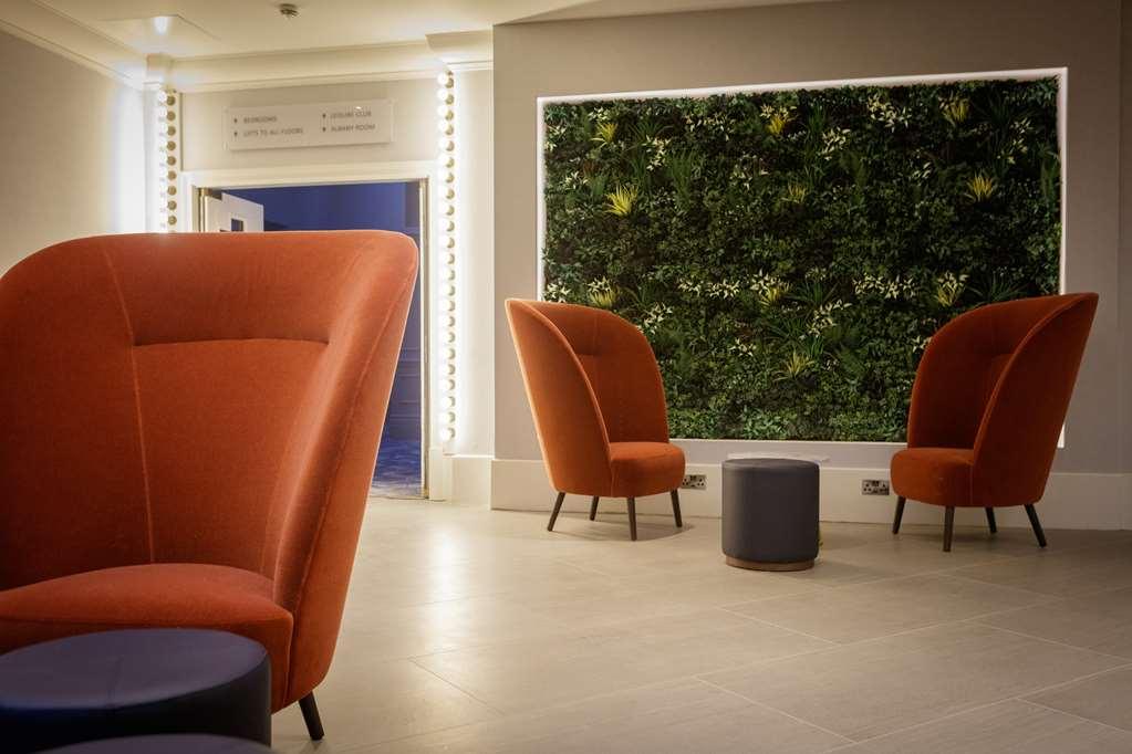 Doubletree By Hilton London Elstree Hotell Borehamwood Inreriör bild