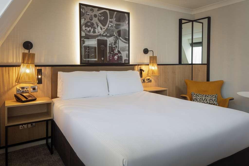 Doubletree By Hilton London Elstree Hotell Borehamwood Rum bild
